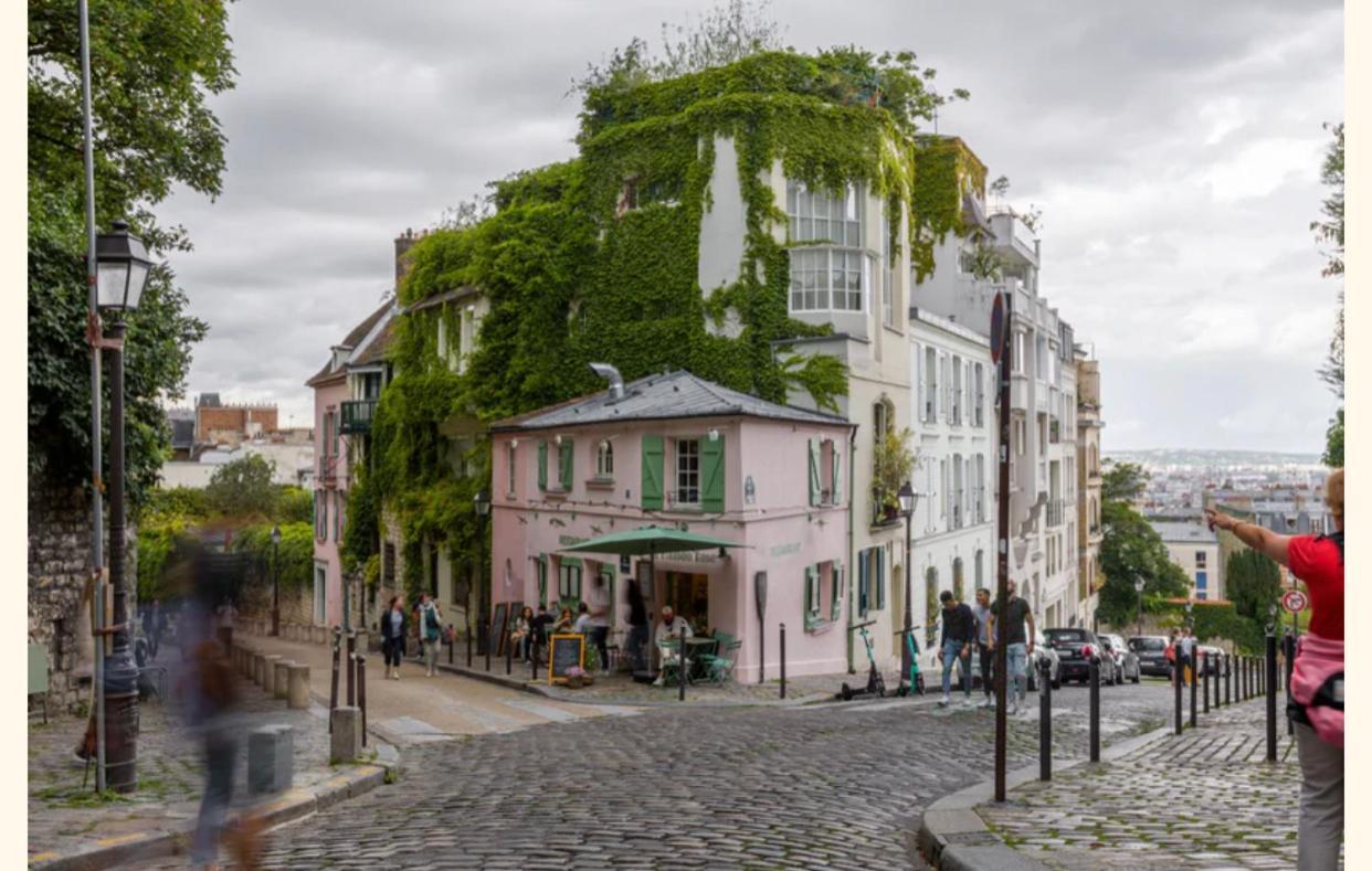 Countryside In Montmartre, La Maison Rose, Lapin Agile, View On Les Vignes Du Clos Montmartre *