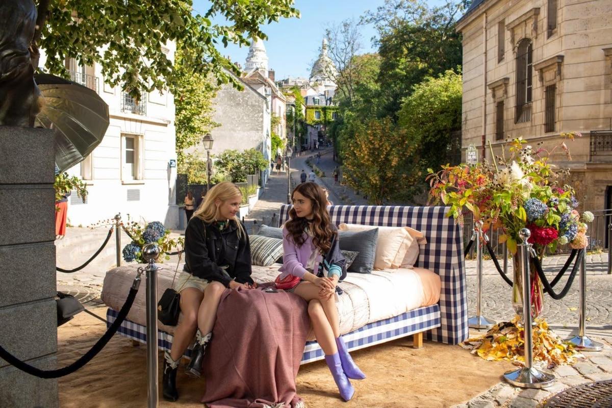 Countryside In Montmartre, La Maison Rose, Lapin Agile, View On Les Vignes Du Clos Montmartre